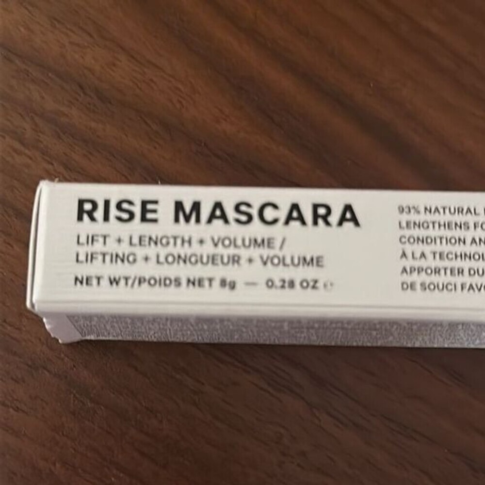 Milk RISE Mascara - Picture 3 of 9